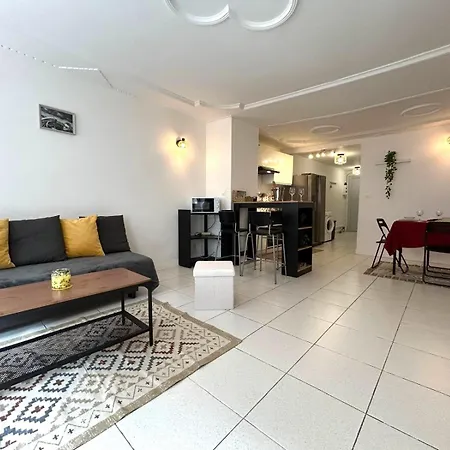 Appartement Hypercentre Apartment *